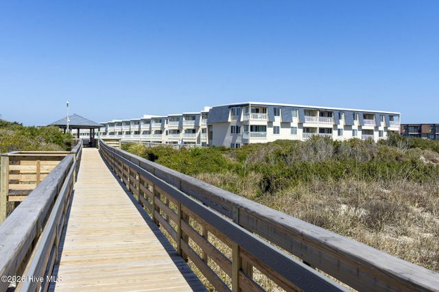 1904 E Fort Macon Road 332, Atlantic Beach, NC 28512
