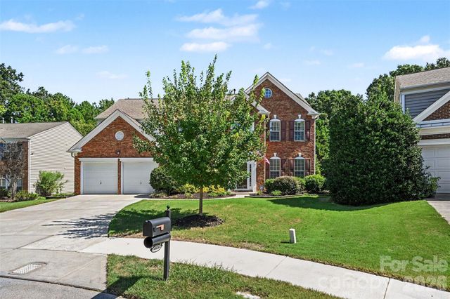 9538 Linden Tree Lane, Charlotte, NC 28277