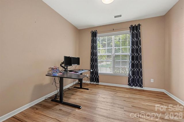 9538 Linden Tree Lane, Charlotte, NC 28277