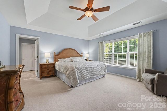9538 Linden Tree Lane, Charlotte, NC 28277