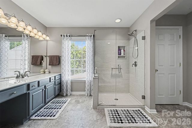 9538 Linden Tree Lane, Charlotte, NC 28277