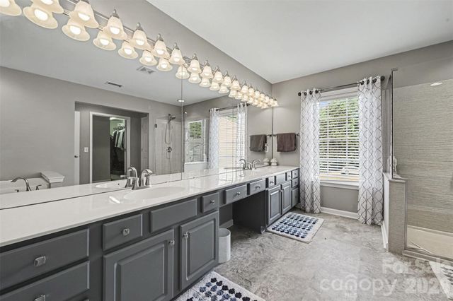 9538 Linden Tree Lane, Charlotte, NC 28277