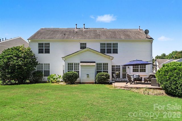 9538 Linden Tree Lane, Charlotte, NC 28277