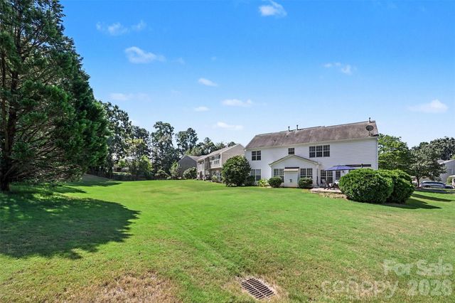 9538 Linden Tree Lane, Charlotte, NC 28277