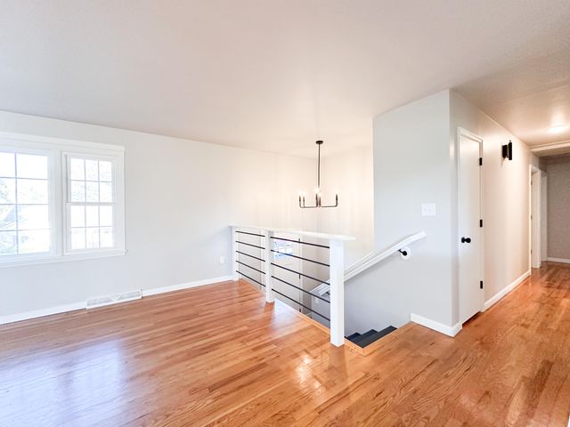 2618 WHITE GATE DR, Columbia, MO 65202