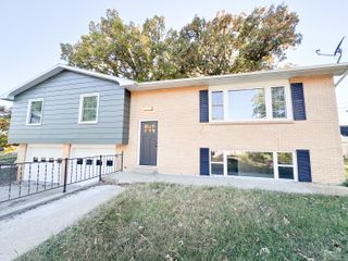 2618 WHITE GATE DR, Columbia, MO 65202