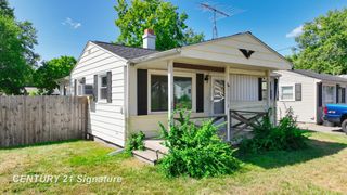 2210 Williamson Avenue, Burton, MI 48529