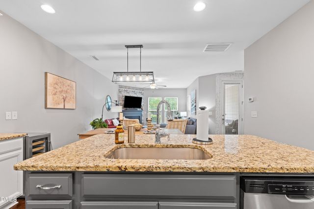 105 Writing Rock Place, Apex, NC 27539