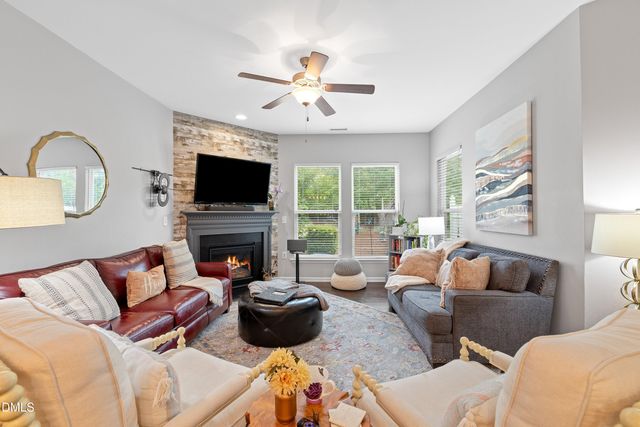 105 Writing Rock Place, Apex, NC 27539