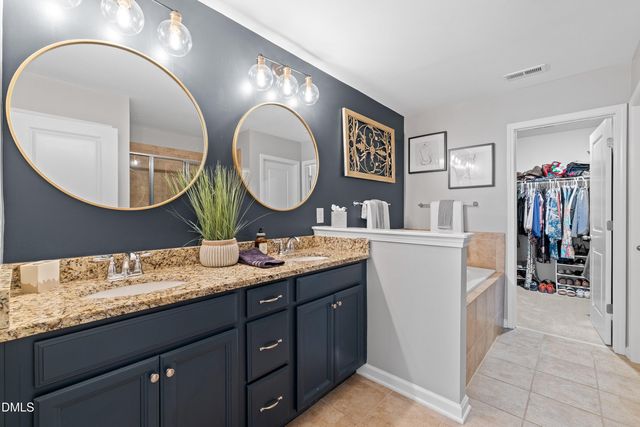 105 Writing Rock Place, Apex, NC 27539