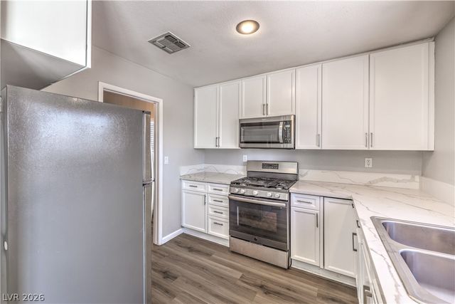 8392 Gresham Drive, Las Vegas, NV 89123