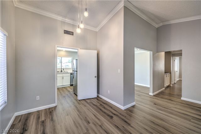 8392 Gresham Drive, Las Vegas, NV 89123
