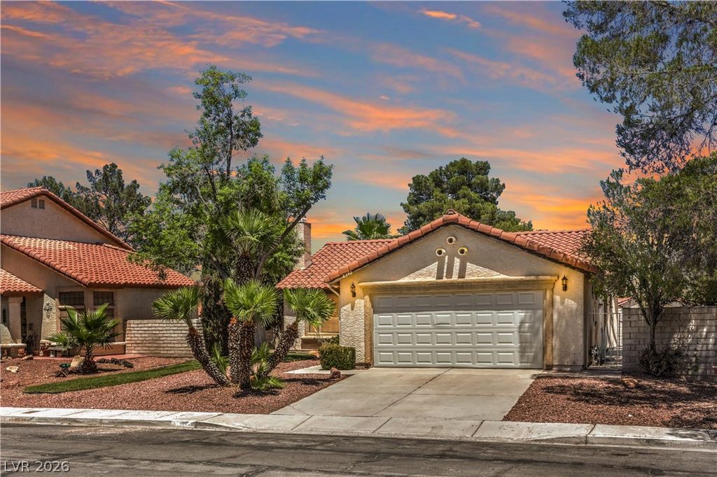 8392 Gresham Drive, Las Vegas, NV 89123