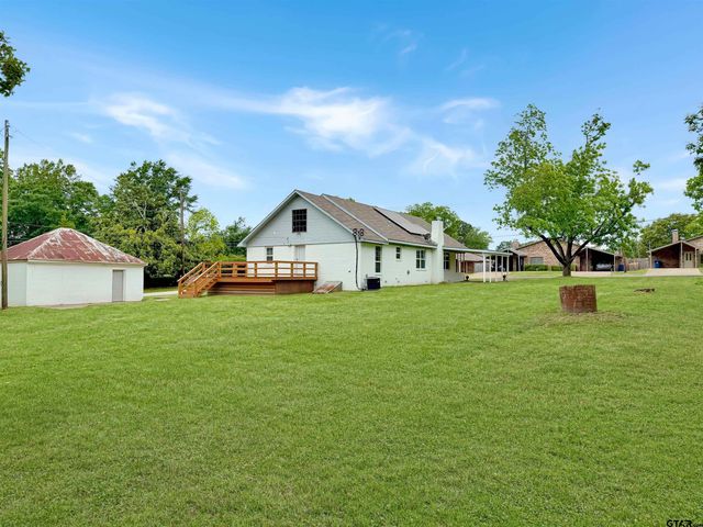 526 N Broad St., Chandler, TX 75758
