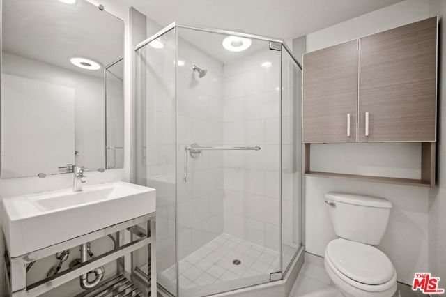 11818 Dorothy Street 303, Los Angeles, CA 90049