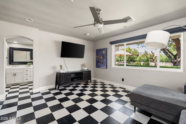 5242 N WOODMERE FAIRWAY --, Scottsdale, AZ 85250