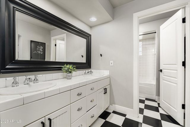 5242 N WOODMERE FAIRWAY --, Scottsdale, AZ 85250