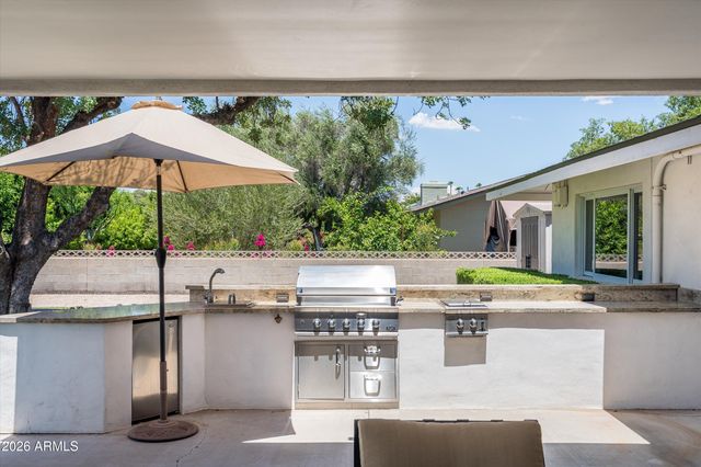 5242 N WOODMERE FAIRWAY --, Scottsdale, AZ 85250