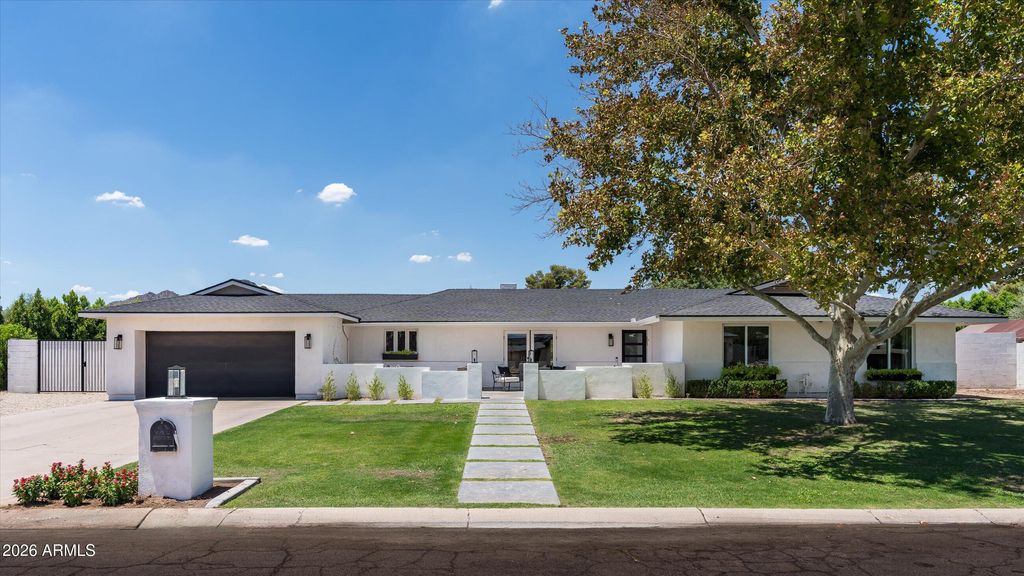5242 N WOODMERE FAIRWAY --, Scottsdale, AZ 85250