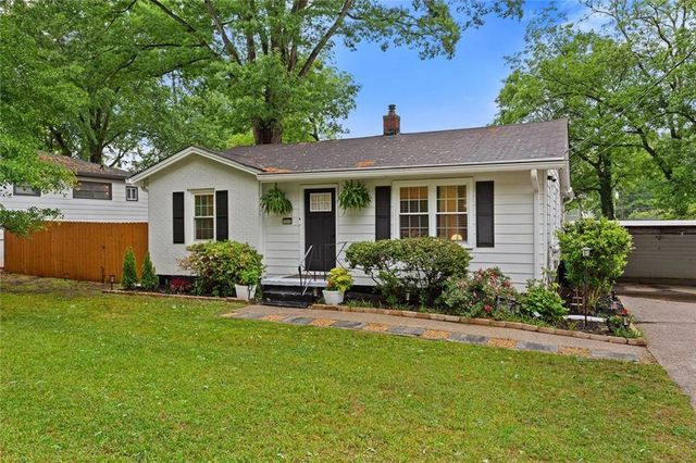 1045 Dell Avenue SE, Smyrna, GA 30080
