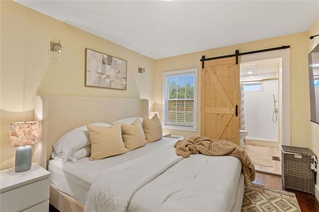 1045 Dell Avenue SE, Smyrna, GA 30080