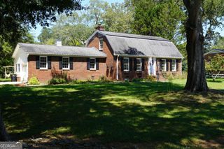 227 W Lakeshore Drive SE, Rome, GA 30161