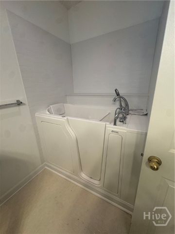5 Kingslan Court, Savannah, GA 31419