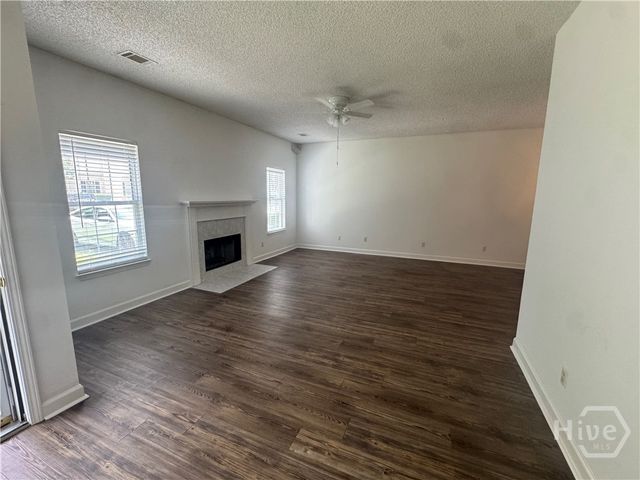 5 Kingslan Court, Savannah, GA 31419