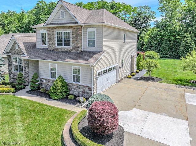 8375 Raleigh Place, Concord Twp, OH 44077
