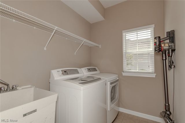 8375 Raleigh Place, Concord Twp, OH 44077