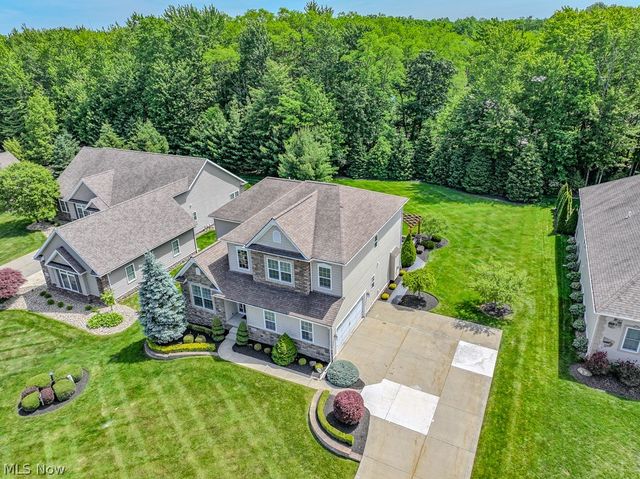 8375 Raleigh Place, Concord Twp, OH 44077