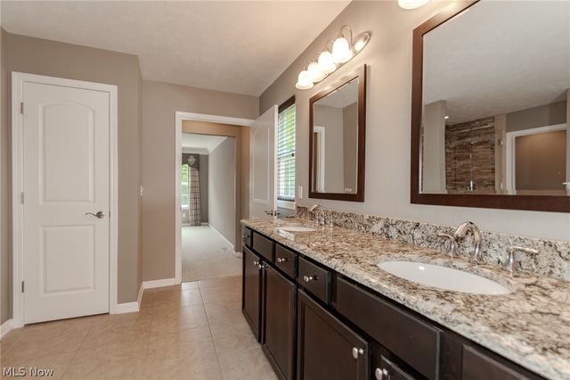 8375 Raleigh Place, Concord Twp, OH 44077