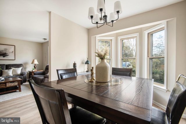 992 RIVERSEDGE CIR, Annapolis, MD 21401