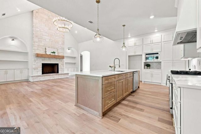255 Clear Creek Preserve Way, Ellijay, GA 30536