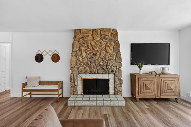 1515 Los Molinos Way, Sacramento, CA 95864