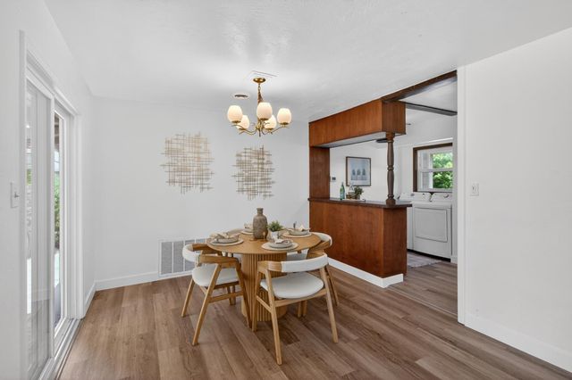 1515 Los Molinos Way, Sacramento, CA 95864