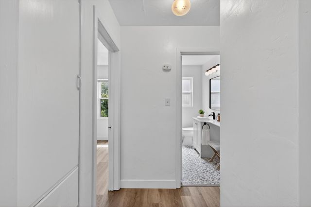 1515 Los Molinos Way, Sacramento, CA 95864
