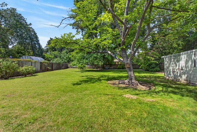1515 Los Molinos Way, Sacramento, CA 95864