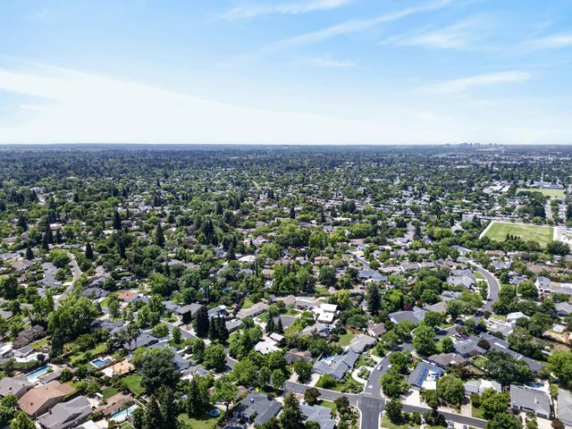 1515 Los Molinos Way, Sacramento, CA 95864