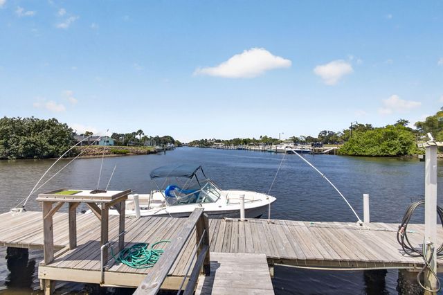 725 Hummingbird Way 109, North Palm Beach, FL 33408