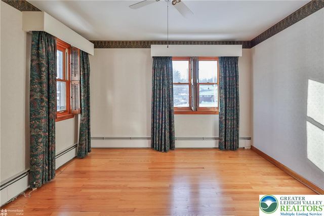 80 Echo Ridge Lane, Williams Twp, PA 18042