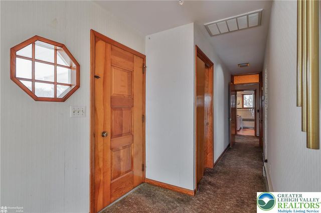 80 Echo Ridge Lane, Williams Twp, PA 18042