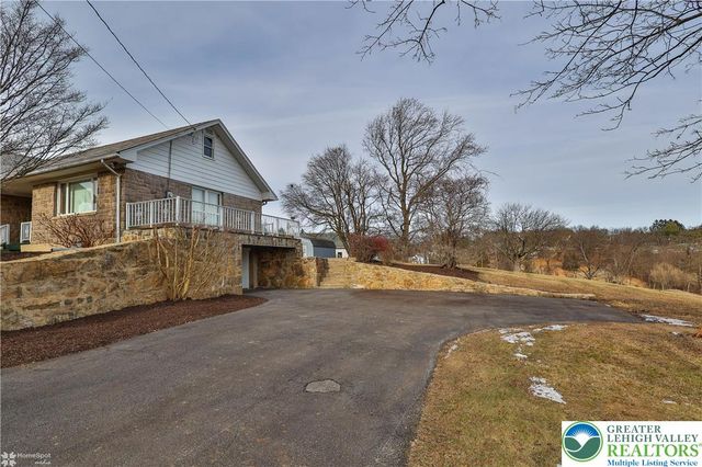 80 Echo Ridge Lane, Williams Twp, PA 18042