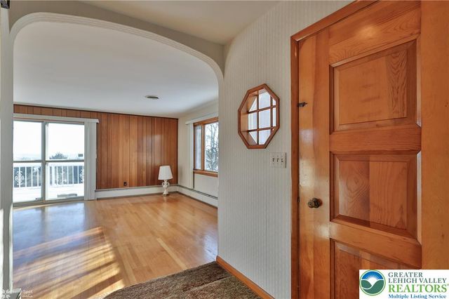 80 Echo Ridge Lane, Williams Twp, PA 18042