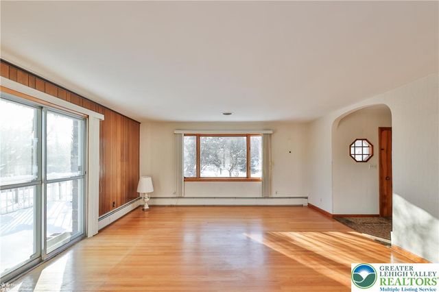 80 Echo Ridge Lane, Williams Twp, PA 18042