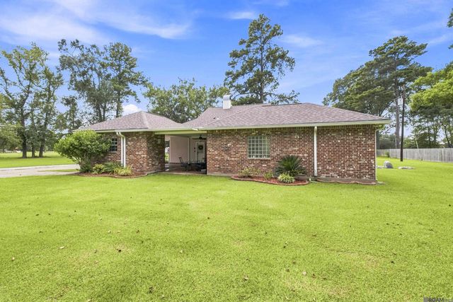 30886 Walker North Rd, Walker, LA 70785