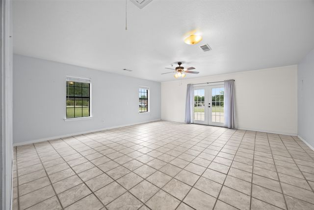 607 Lark Lane, Oak Leaf, TX 75154