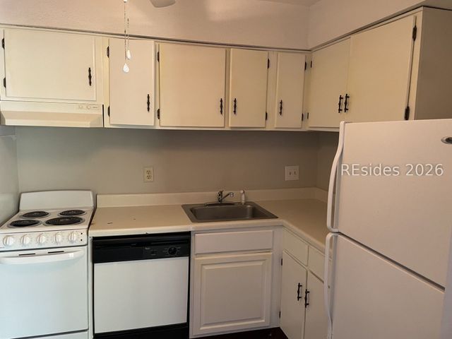 125 Cordillo Pkwy Apt 48, Hilton Head Island, SC 29928