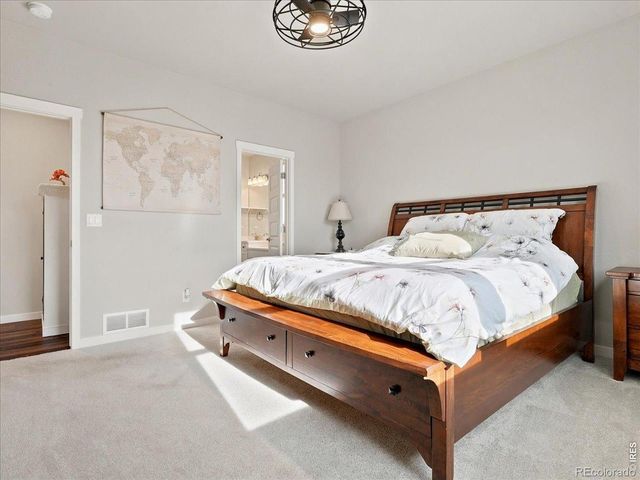 2550 Doe Ridge Way, Johnstown, CO 80534