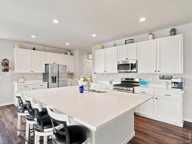 2550 Doe Ridge Way, Johnstown, CO 80534